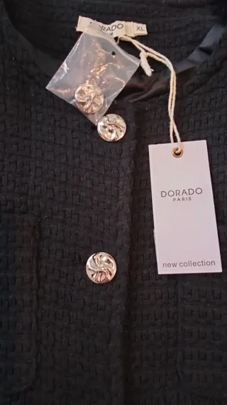 Chaqueta estilo Chanel negra Talla M