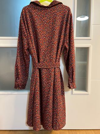 Vestido floral manga larga con cinturón