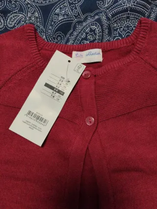 Rebeca corta niña ciruela T5-6 sin estrenar