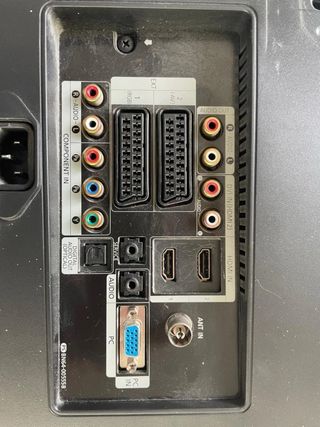 TV Samsung 32" con HDMI ideal para CONSOLA.