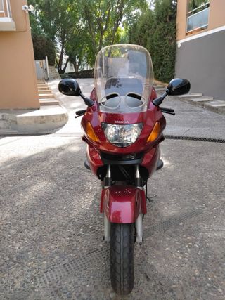 Honda NT650V Deauville - Muy cuidada