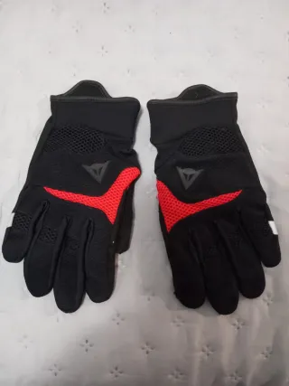 Guantes Moto Dainese Negros y Rojos