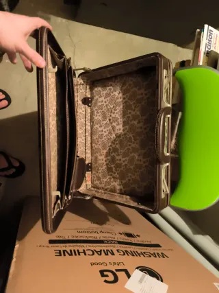 Maletín de cuero marrón