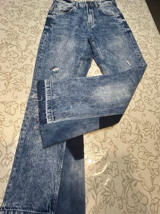 Jeans flared