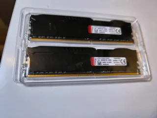 2x Kingston HyperX 4GB DDR4 RAM