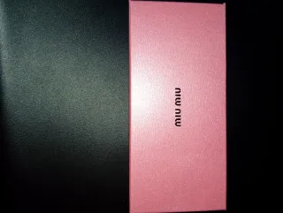 Gafas de Sol Miu Miu Negras y Rosas