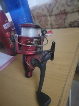 Carrete de pesca IB-102-500