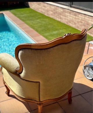 Butaca antigua terciopelo y madera