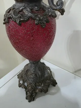 Jarrón Decorativo Metal y Cristal Rojo