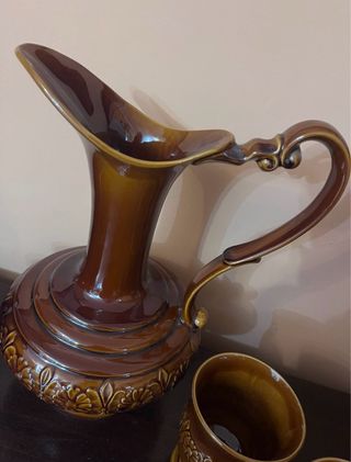 Juego Jarra y 4 Vasos Vintage Marrón