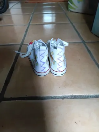 Marca TEX.  Estlilo Converse All Star personalizad