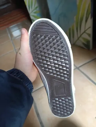 Marca TEX.  Estlilo Converse All Star personalizad