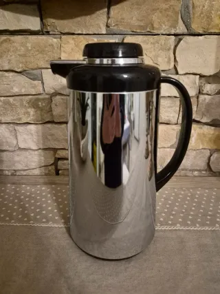 Caraffa termica argento e nero
