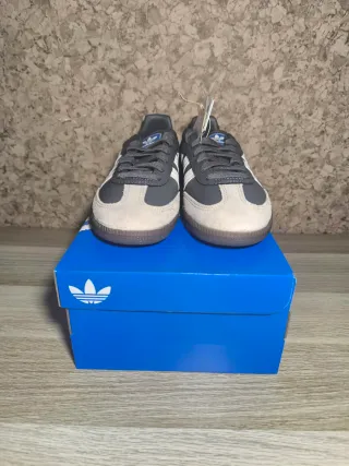 Adidas Samba Zapatillas Grises y Blancas