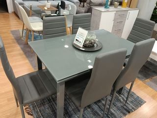 Mesa extensible cristal templado y 6 sillas