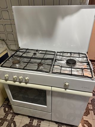 Hornillo portátil de gas con horno Crolls y cocina