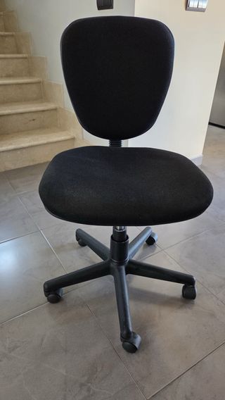 Silla de escritorio con asiento regulable