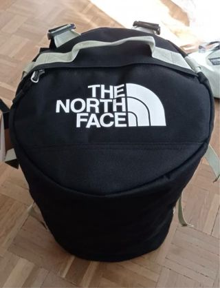 Bolsa Nueva North Face Base Camp Duffel S Negra