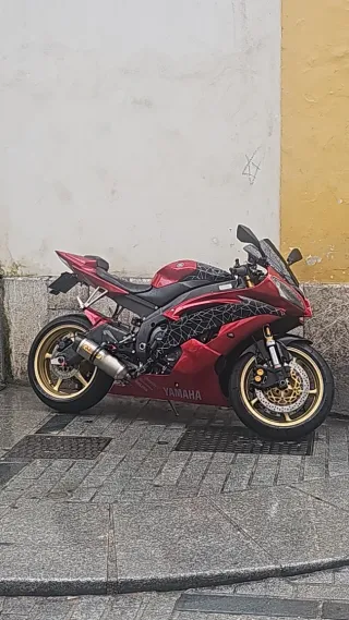 Yamaha R6 2008 perfecta