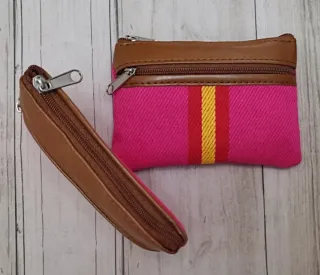 OFERTA. MONEDERO ROSA LONA / POLIPIEL CON BANDERA