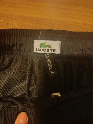 Pantalón Impermeable Lacoste Azul Marino.