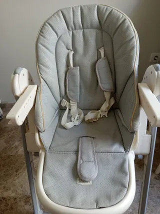 Lote bebé: bañera Jane y trona Shom