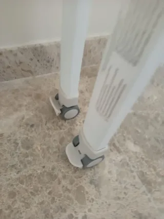 Lote bebé: bañera Jane y trona Shom