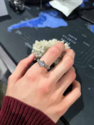 Anillo con baño plata con circonita