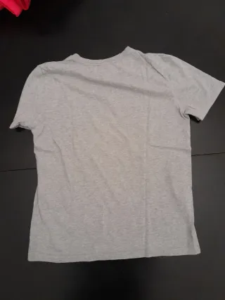 Maglietta grigia con stampa teschio