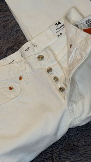 Pantalón vaquero blanco Mango Talla 36