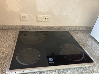 Placa Vitrocerámica Balay con horno