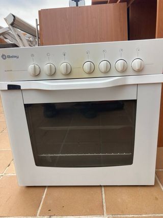 Placa Vitrocerámica Balay con horno