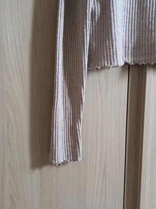 Maglia beige a coste