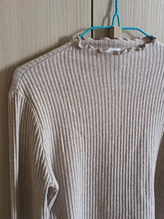 Maglia beige a coste