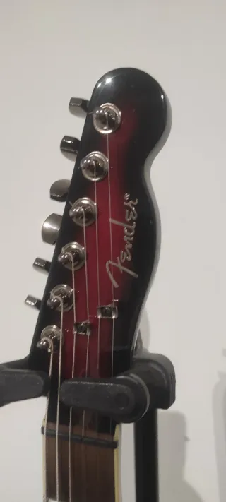 Guitarra Eléctrica Fender Telecaster FMT Custom HH