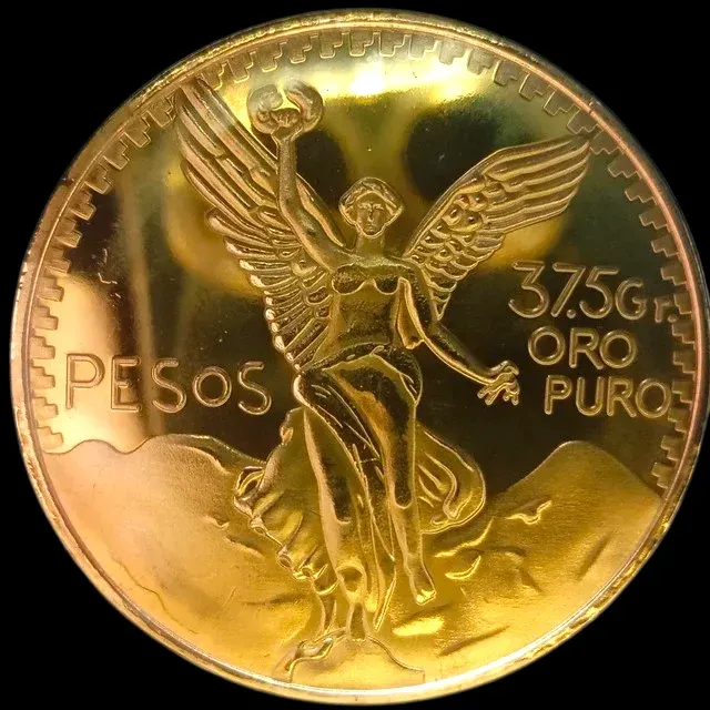 ANTIGUA MONEDA FAMOSA DE COLECCIÓN BAÑADA EN ORO