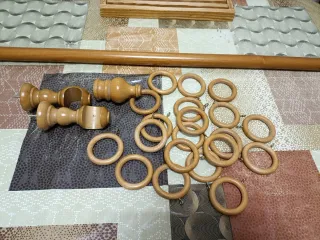 Riel de cortina de madera