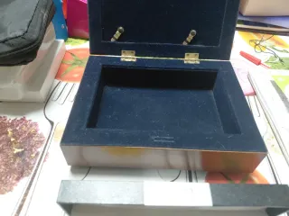 Joyero Alexluca y bolígrafo Exact