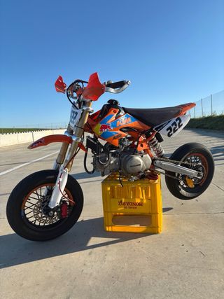 Rotulacion personalizada motos/coches