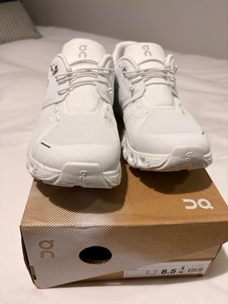 Zapatillas On Cloud 5 Blancas Talla 42 Nuevas