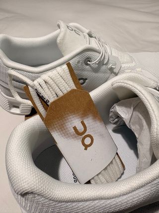 Zapatillas On Cloud 5 Blancas Talla 42 Nuevas