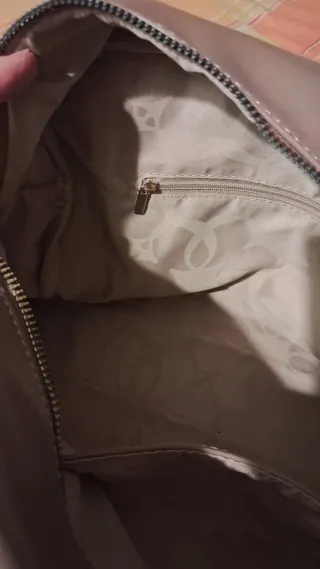 Borsa Beige rosato con Dettagli Oro