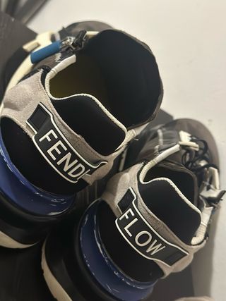 Zapatilla Fendi Negra y Gris