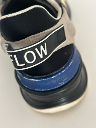 Zapatilla Fendi Negra y Gris