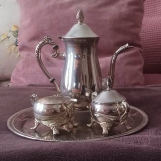 Servicio de té plateado vintage antiguo