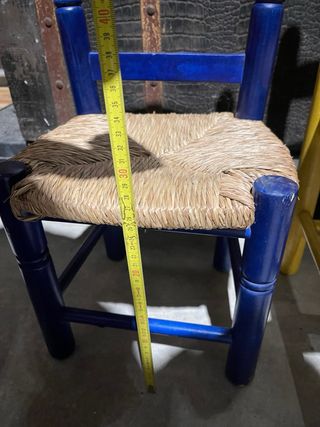 2 Sillas Infantiles de Madera y Rattan