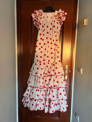 Traje Mujer Flamenca Blanco con Lunares Rojos