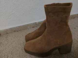 Botín camel tacón plataforma