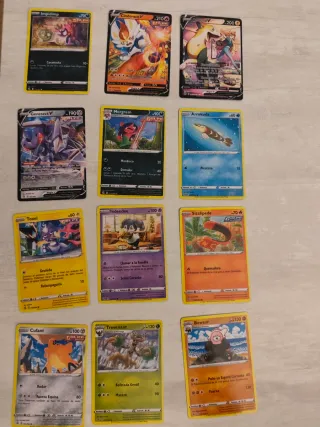 Lote 38 Cartas Pokémon V y VMAX