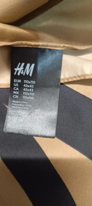 Pañuelo H&M Negro y Marrón